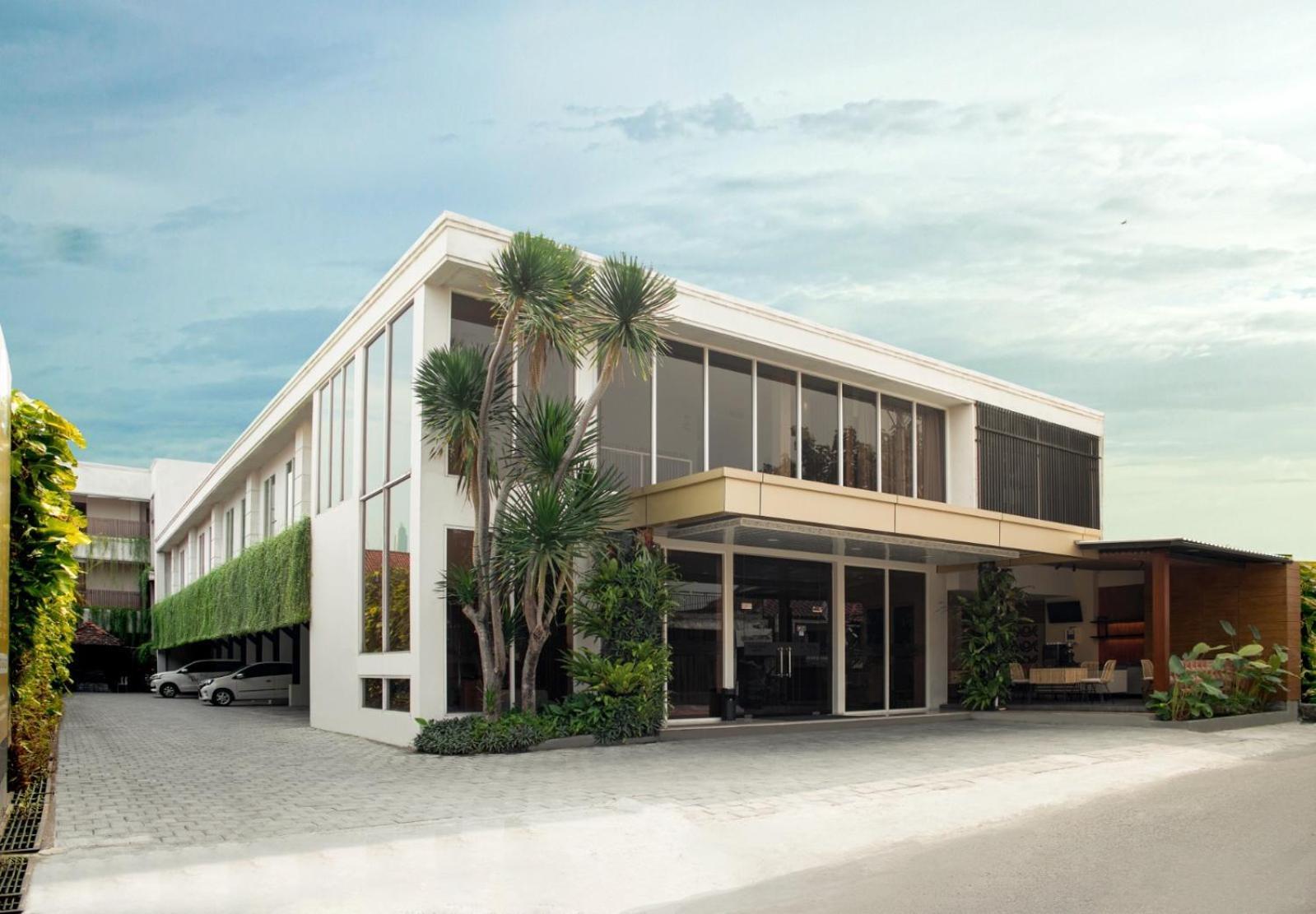 Aveon Express Hotel By Daphna International Yogyakarta Eksteriør billede