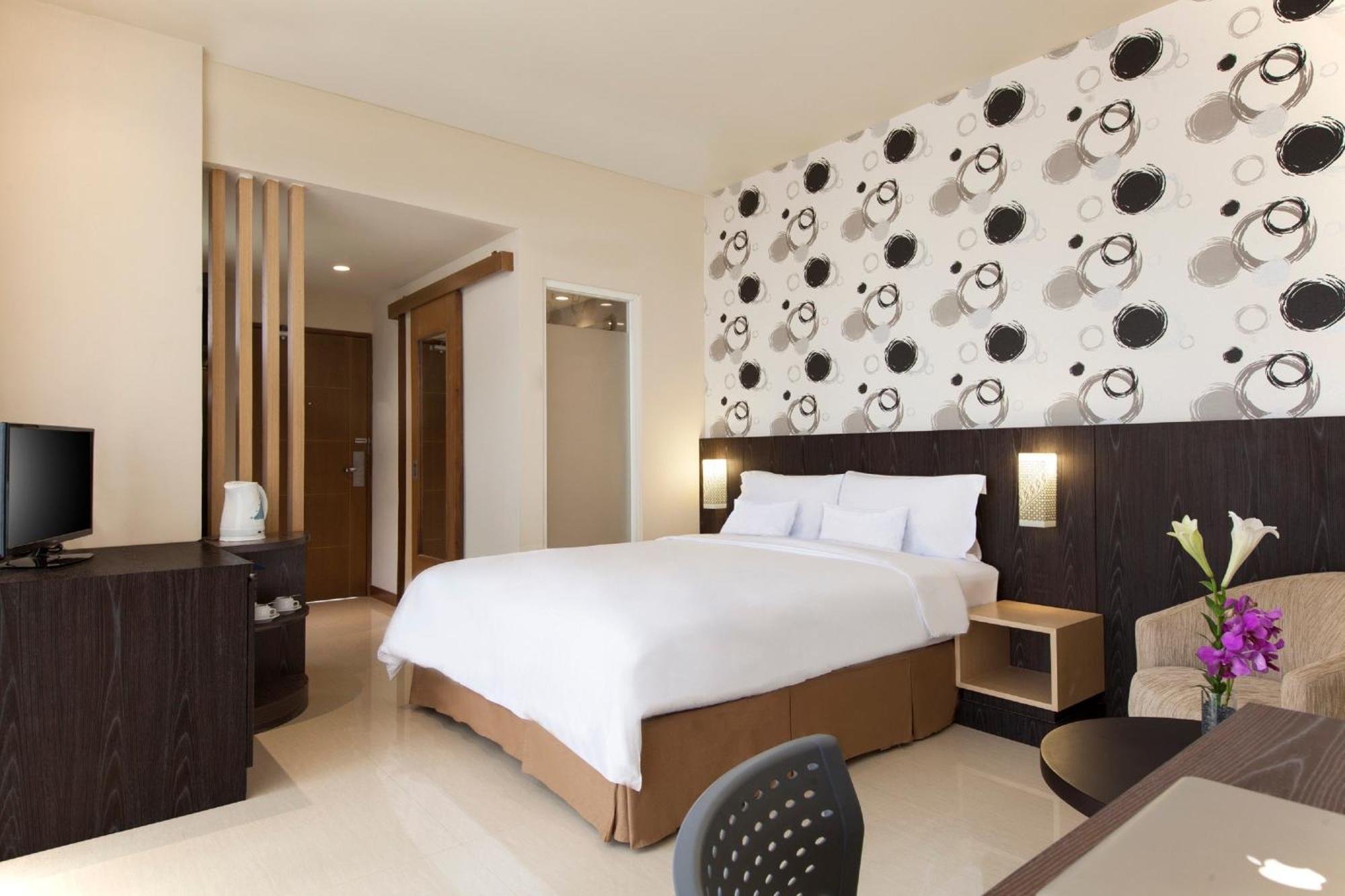 Aveon Express Hotel By Daphna International Yogyakarta Eksteriør billede