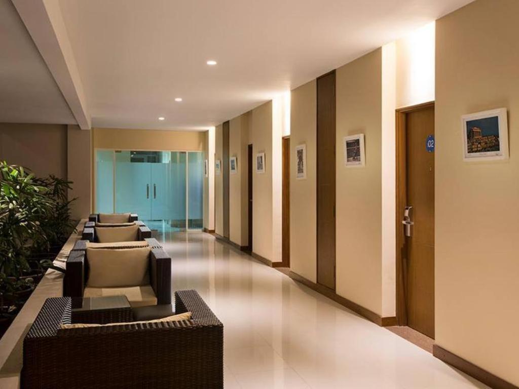 Aveon Express Hotel By Daphna International Yogyakarta Eksteriør billede