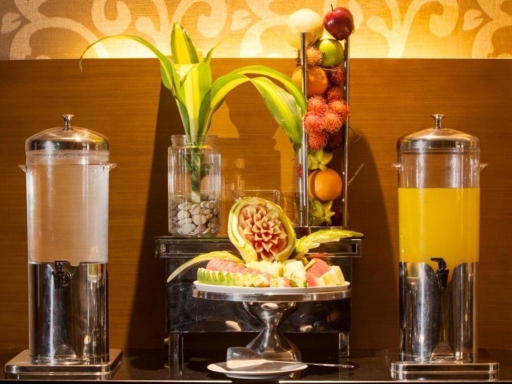 Aveon Express Hotel By Daphna International Yogyakarta Eksteriør billede